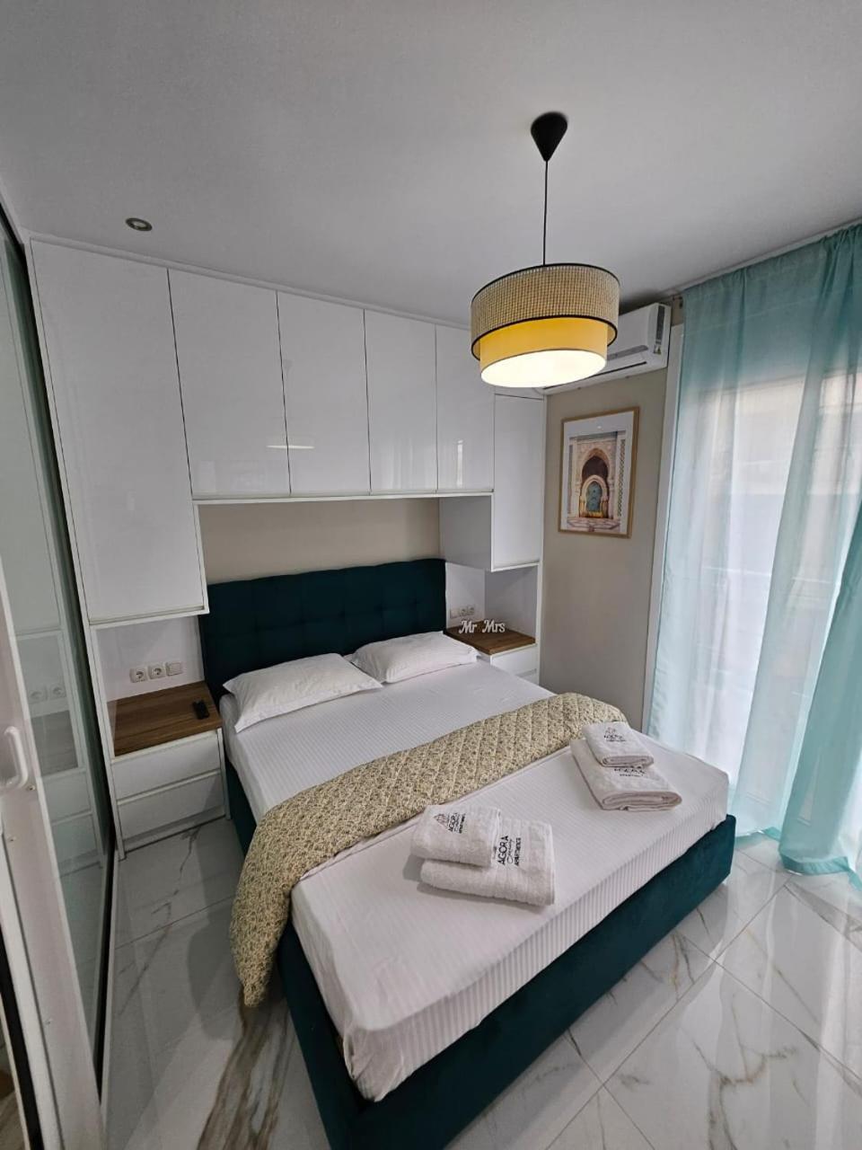 Agora Luxury Apartment 7 Лутраки Екстериор снимка