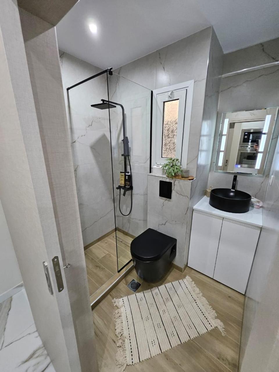 Agora Luxury Apartment 7 Лутраки Екстериор снимка